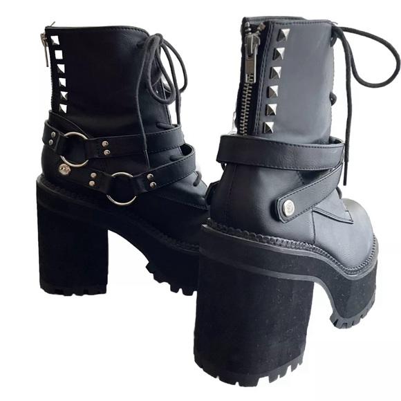 Demonia Assault-101 Chunky Platform Ankle Boots - Picture 4 of 8